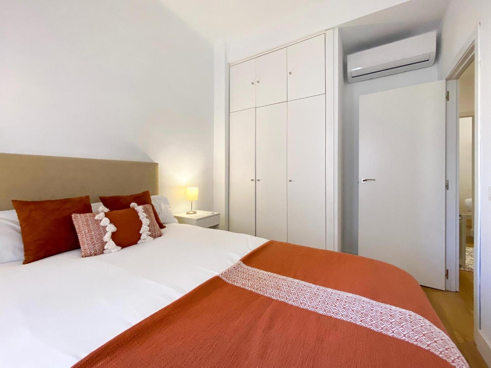 Montaber Apartments - La Paz Market Мадрид Стая снимка