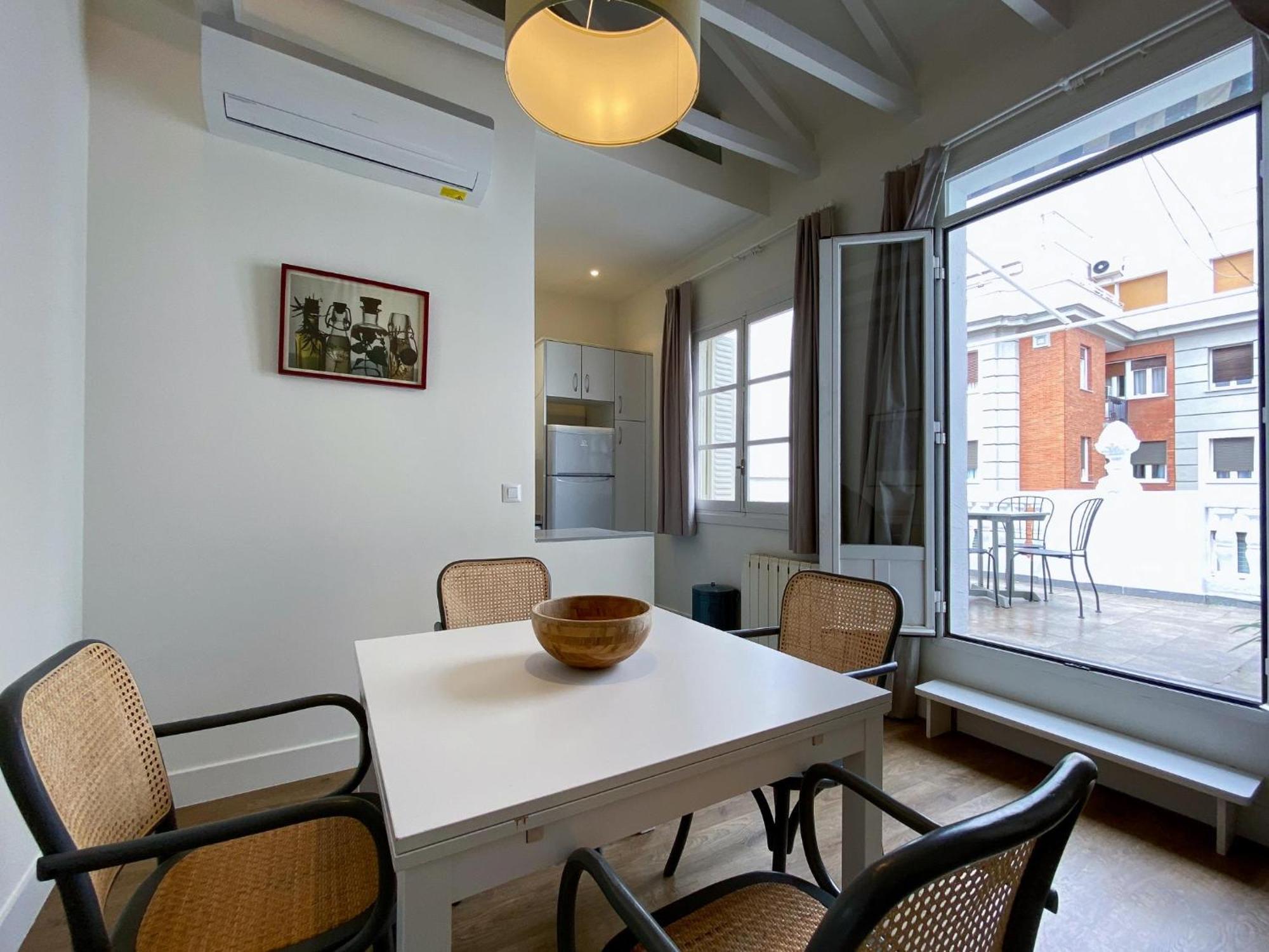Montaber Apartments - La Paz Market Мадрид Стая снимка
