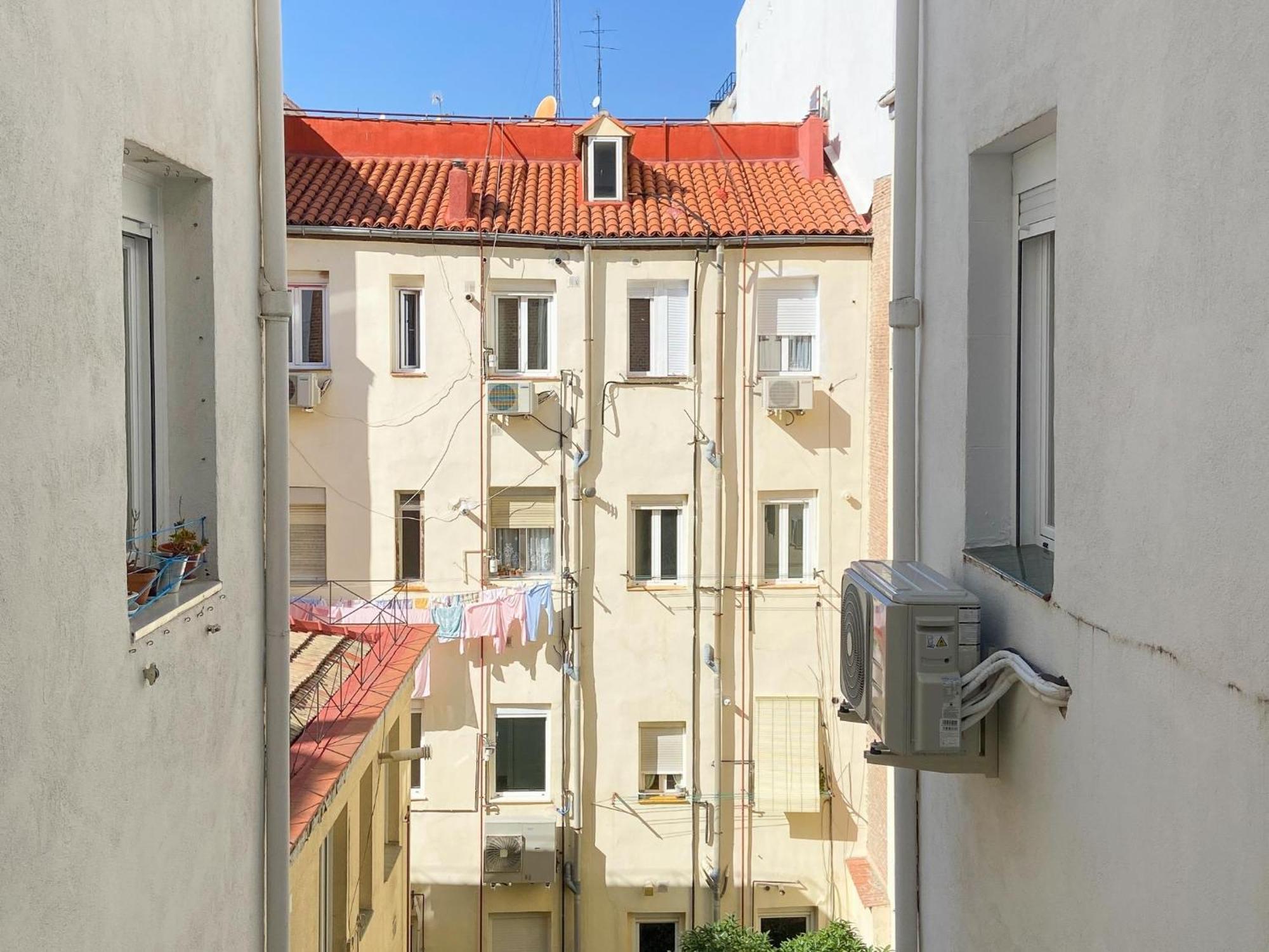 Montaber Apartments - La Paz Market Мадрид Екстериор снимка