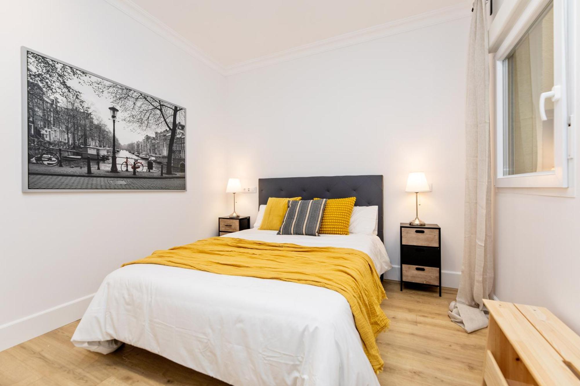 Montaber Apartments - La Paz Market Мадрид Екстериор снимка